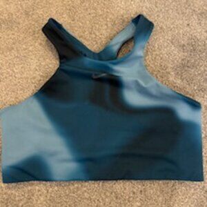 NIKE sports bra size L